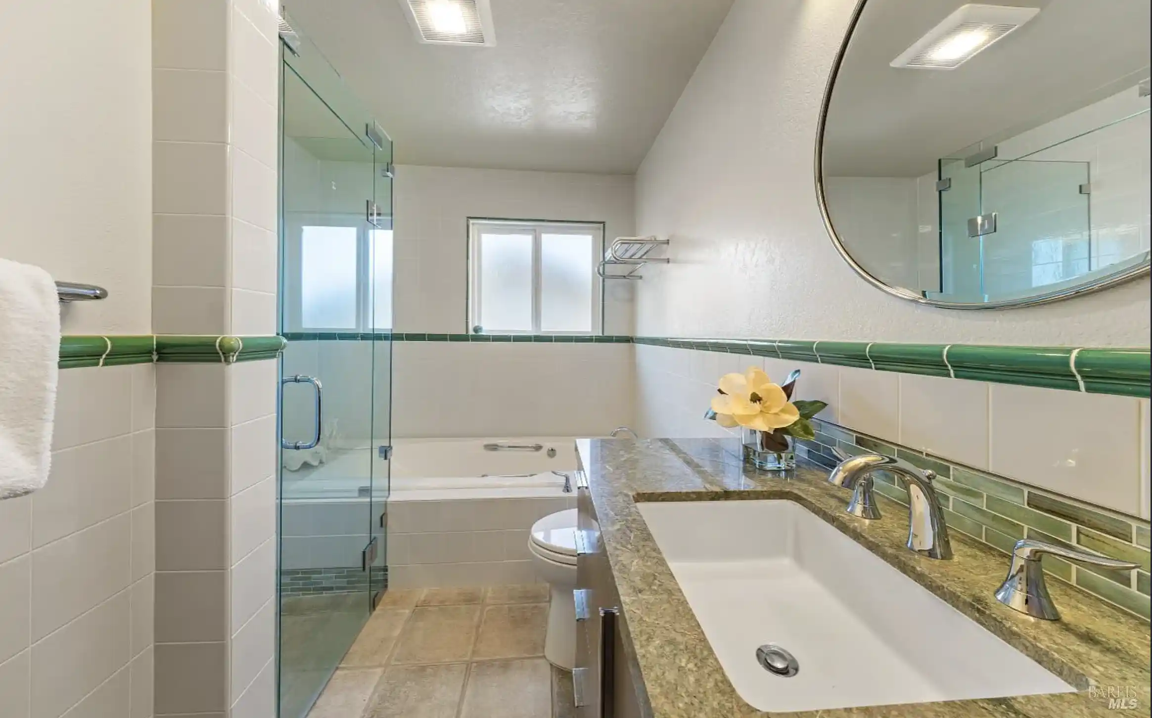 Home in San Rafael's Coveted Peacock Gap Neighborhood – image 11